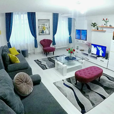 Mariann's Modern In The Center Budapest